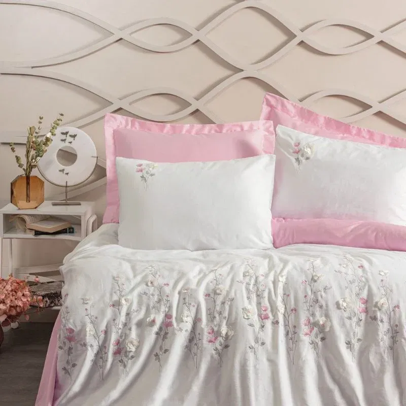 Lenjerie satinata Jolie - Roz, 200x220 cm, 2 fete de perna [0]