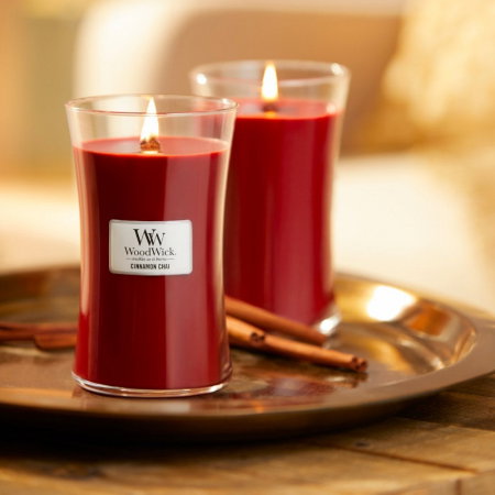 LUMANARE PARFUMATA WOODWICK CINNAMON CHAI [0]