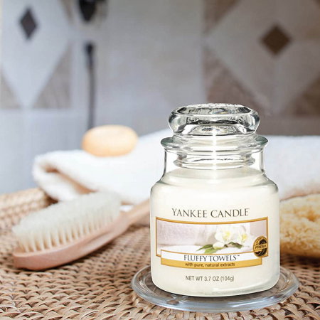 LUMANARE PARFUMATA YANKEE FLUFFY TOWELS BORCAN MIC [0]