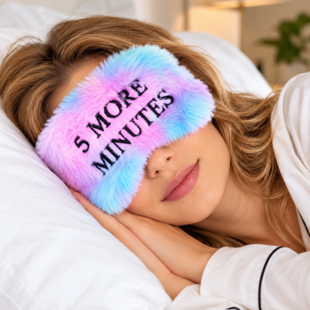 Cadouri pentru Iubita - Masca de dormit Five more minutes