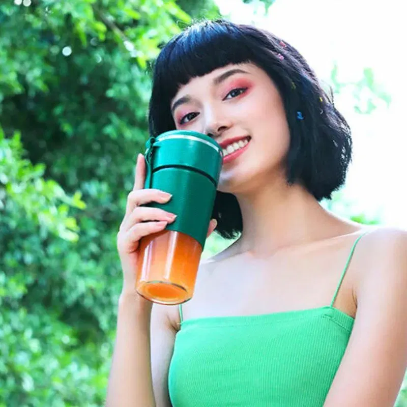 Mini blender portabil cu incarcare USB [12]