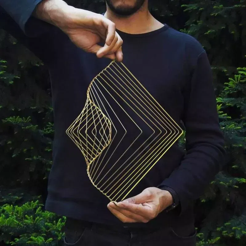 Obiect de arta cinetica Square Wave Spinner [3]