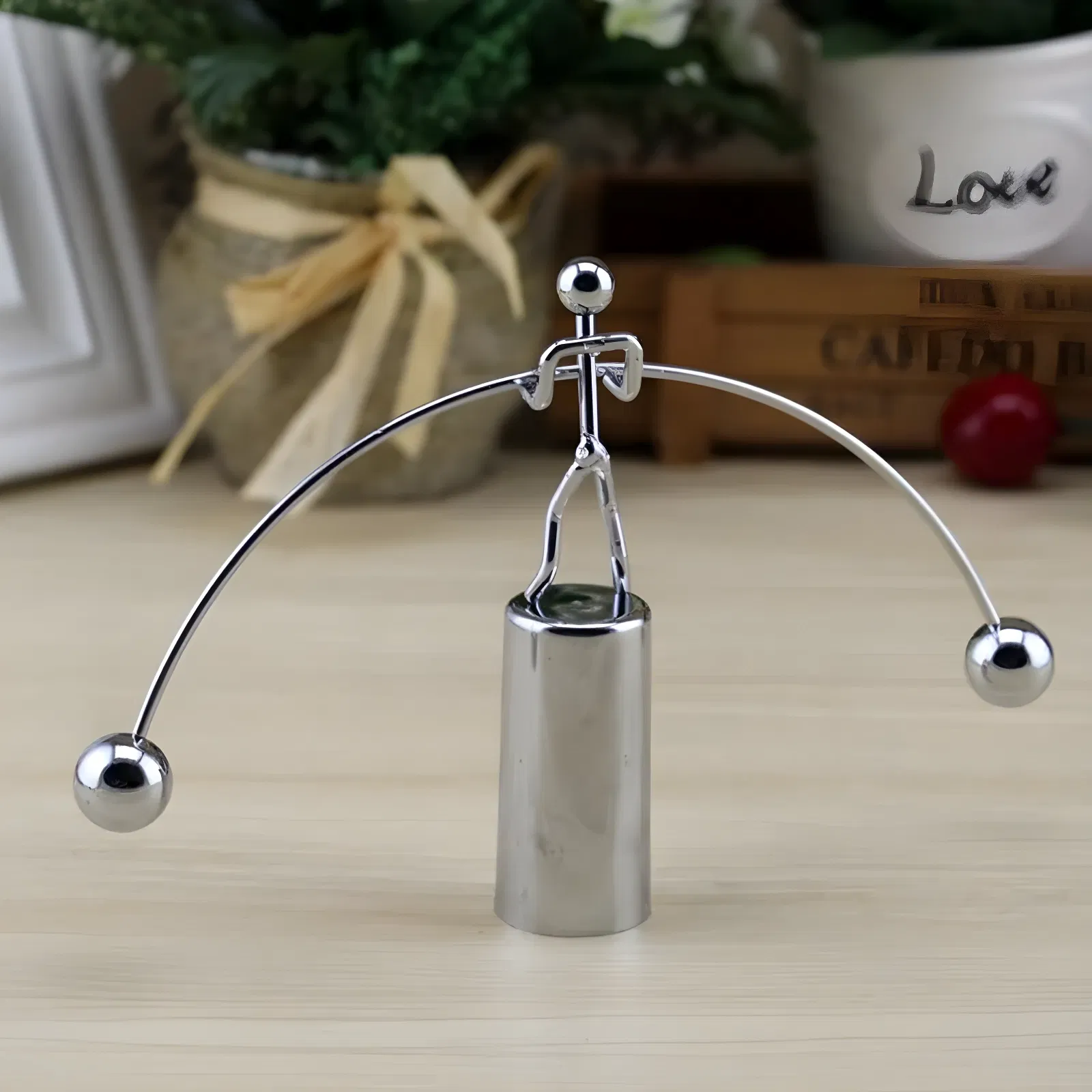 Obiect decorativ cu echilibru dinamic, Iron Man [6]