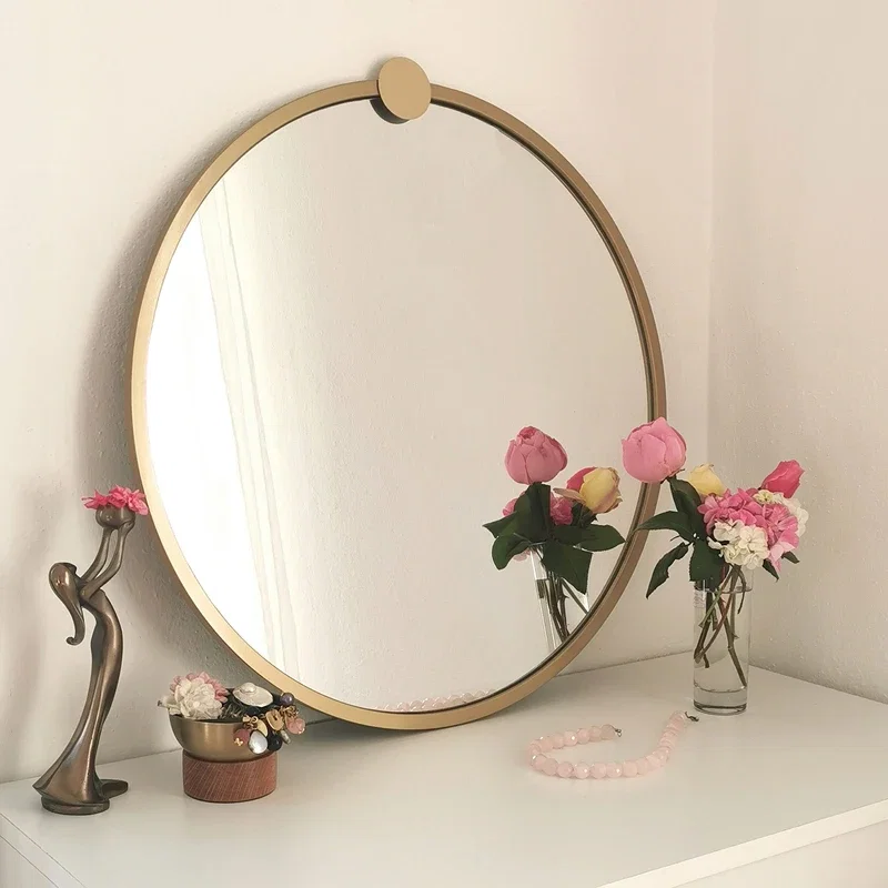 Oglinda rotunda cu rama aurie, rama metalica, design elegant [7]