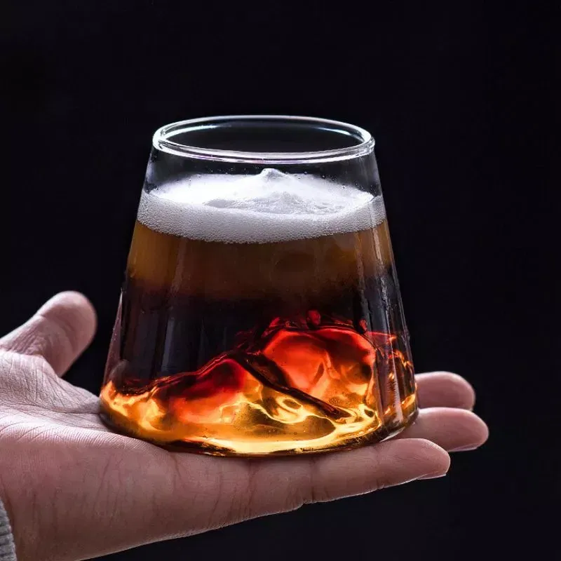 Pahar de bere cu munte, din sticla borosilicata 250ml, Varful Berarilor [3]