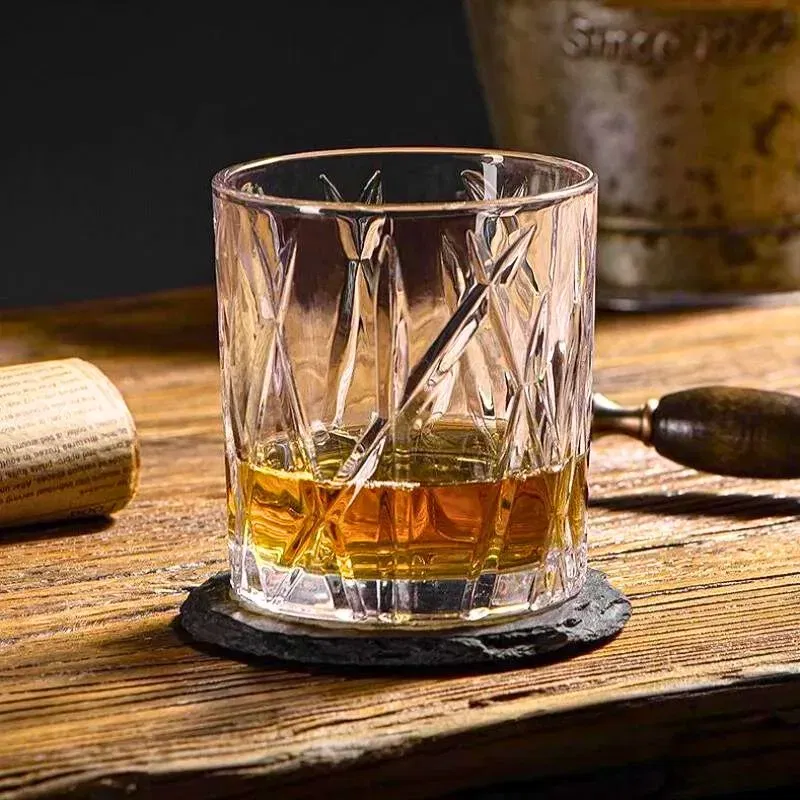 Cadouri de Craciun - Pahar whiskey Mysterious