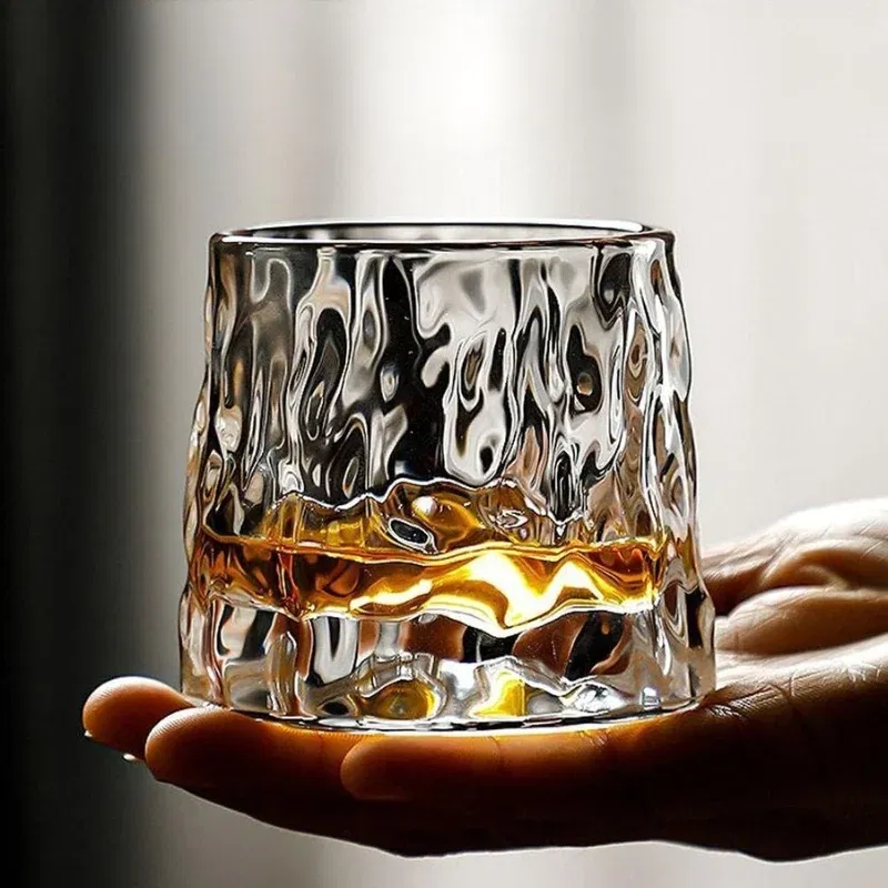 Pahar whiskey Rotating Wavy [8]