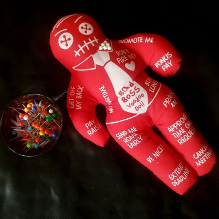 Cadouri pentru Sefi - Papusa VOODOO a sefului