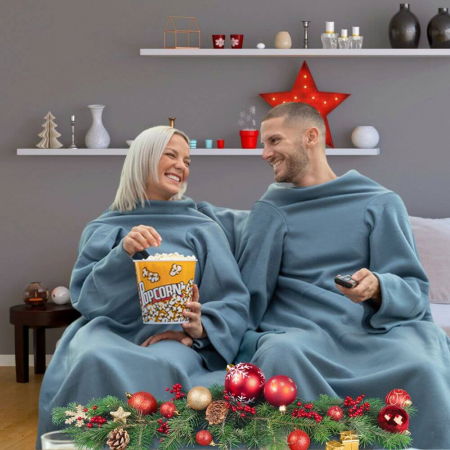 Cadouri pentru Sotie - Patura cu maneci pentru cupluri