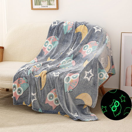 Patura cu maneci - Patura Fosforescenta cu Bufnite Flanel 130 x 150 cm