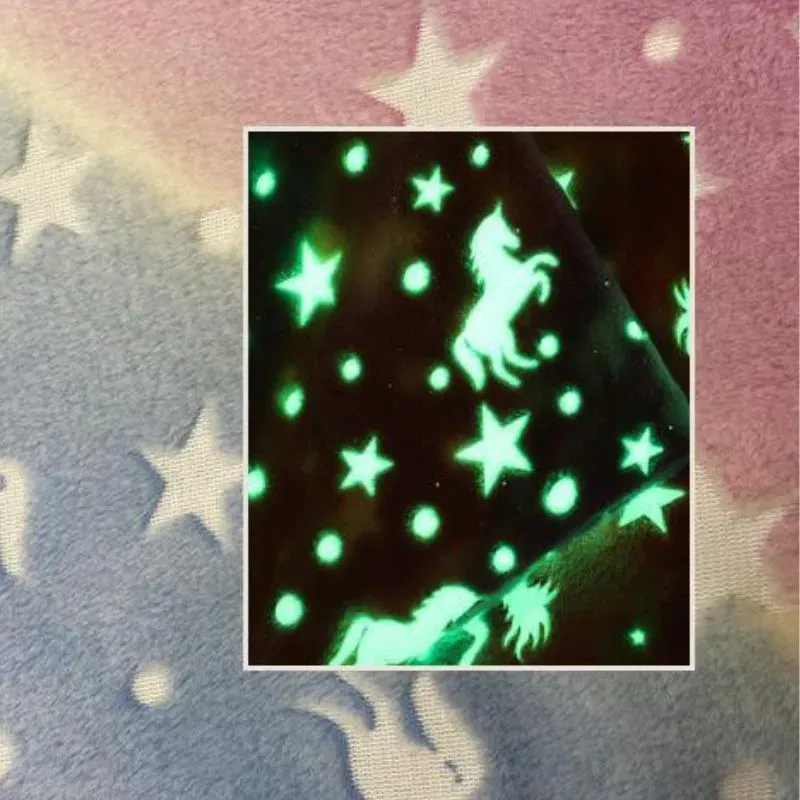 Patura Fosforescenta cu Unicorni Flanel 130 x 150 cm [8]
