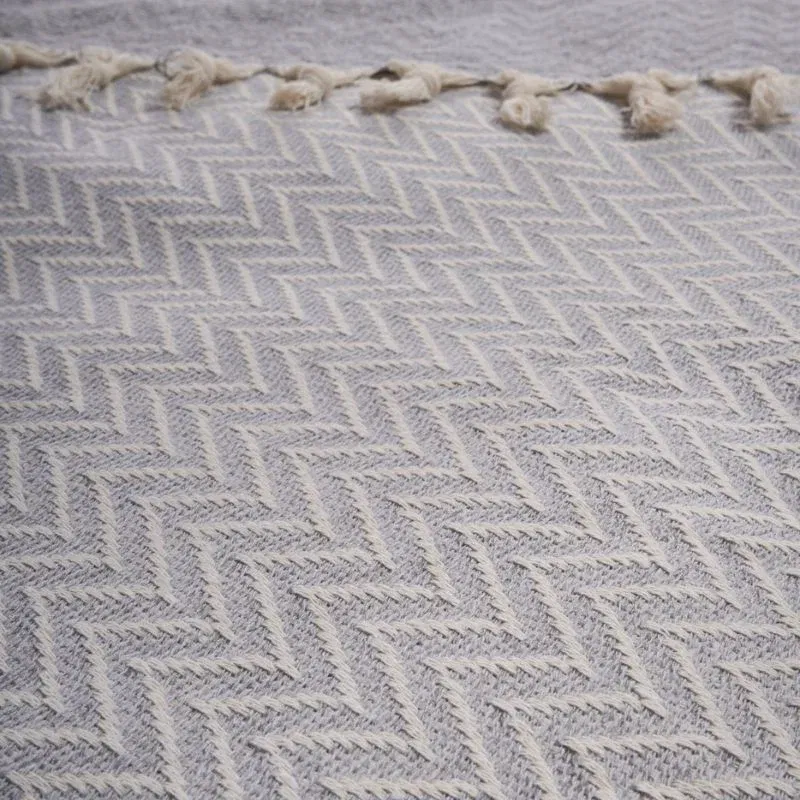 Patura moale cu franjuri, perfecta pentru decor si confort [1]