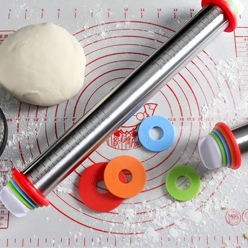 Cadouri de Casa Noua - Plansa de aluat cu sucitor reglabil Set cadou Bucatareala