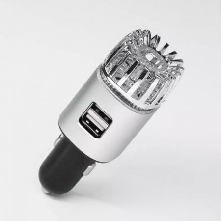 Purificator auto cu incarcator dual port USB [8]