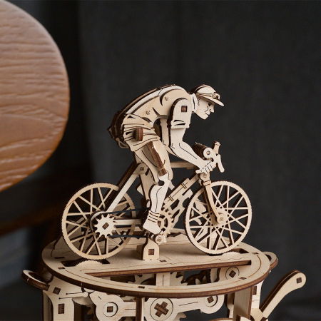 Puzzle 3D Ciclist Automat din lemn Ugears [4]