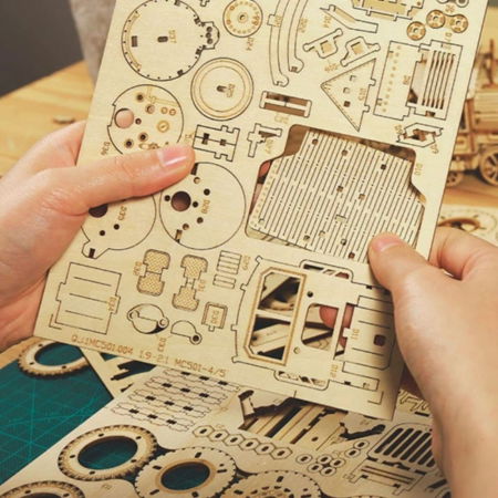 Puzzle 3D Masina de curse, Lemn, Robotime [5]