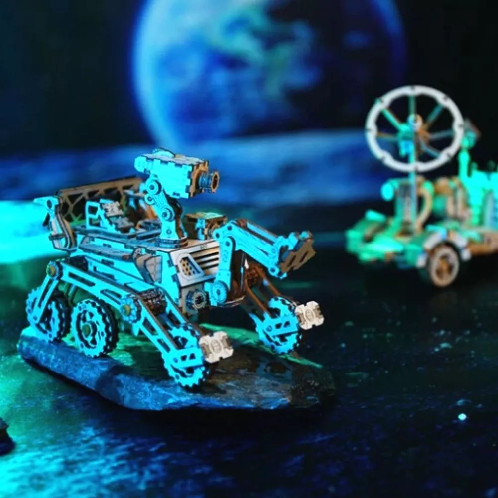 Puzzle 3D, Masina spatiala de vanatoare cu energie solara, din lemn, Robotime [3]