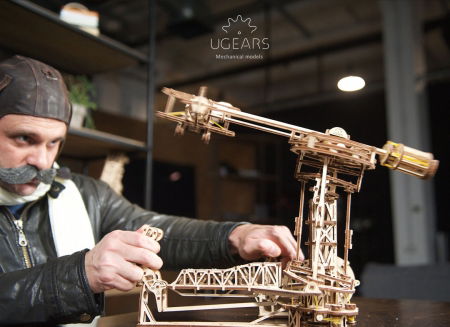 Puzzle 3D Model Aviator din lemn Ugears [1]