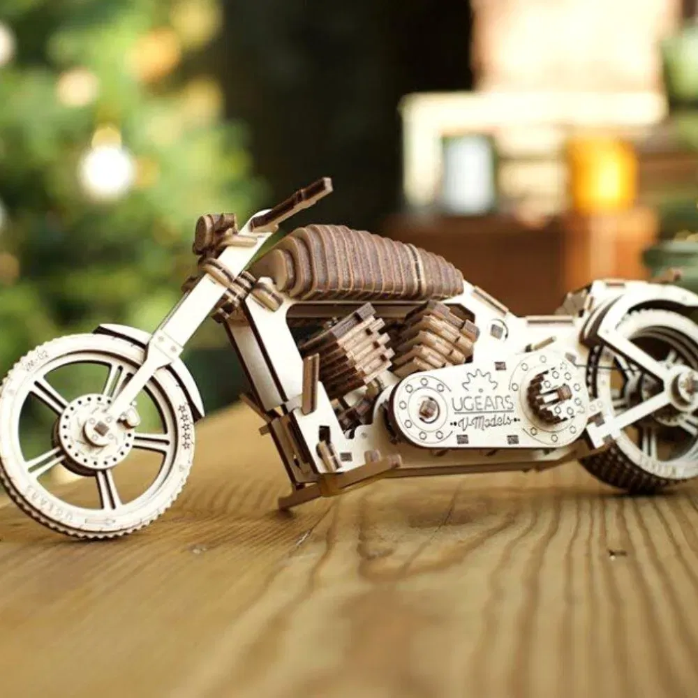 Puzzle 3D Motocicleta VM-02 din lemn Ugears [3]