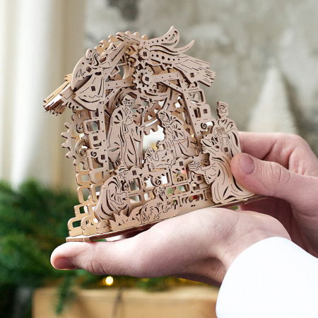 Puzzle 3D Nasterea Domnului, din lemn Ugears [4]