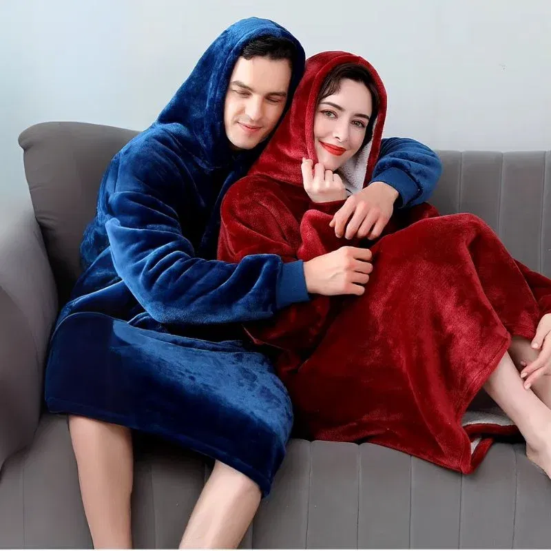 SET 2 Paturi cu maneci si gluga pentru Cupluri, Rosu si Albastru, 135 cm [2]