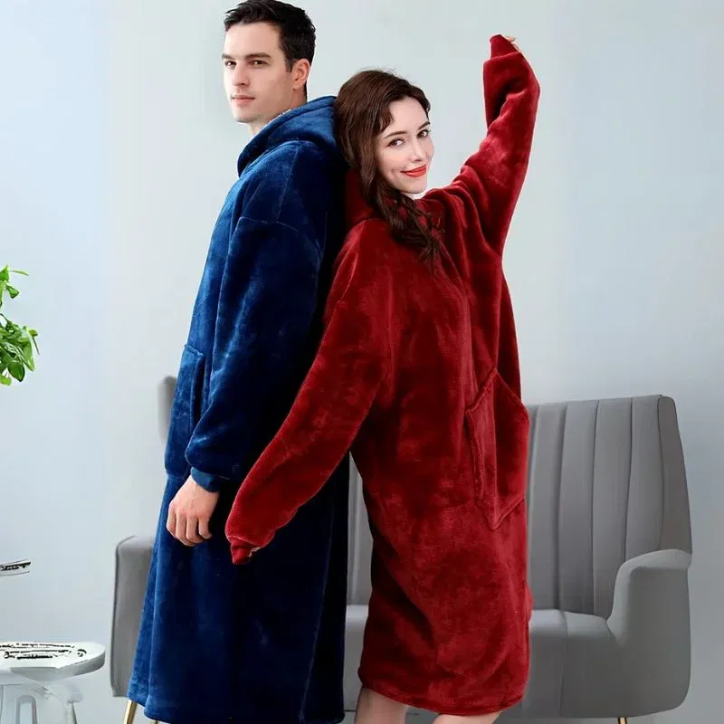 SET 2 Paturi cu maneci si gluga pentru Cupluri, Rosu si Albastru, 135 cm [1]