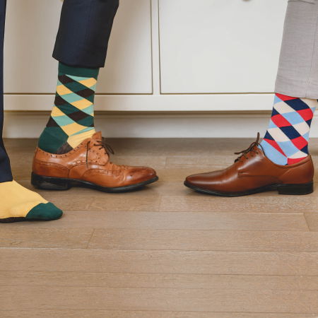 Cadouri pentru Sot - Set 3 perechi sosete costum cu dungi V1