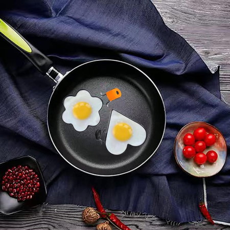 Cadouri de Casa Noua - Set 4 Forme pentru Oua