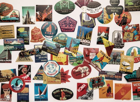 Set 56 stickere laptop Travel Addict [1]