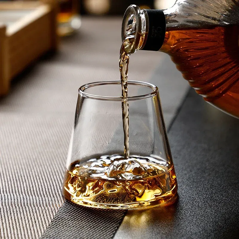 Set 6 pahare de bere cu munte, din sticla borosilicata 250ml, Varful Berarilor [3]