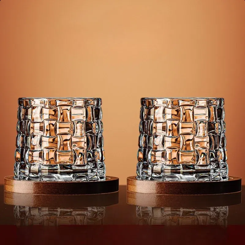 Set 6 Pahare whiskey Rotativ cu baza din lemn [2]