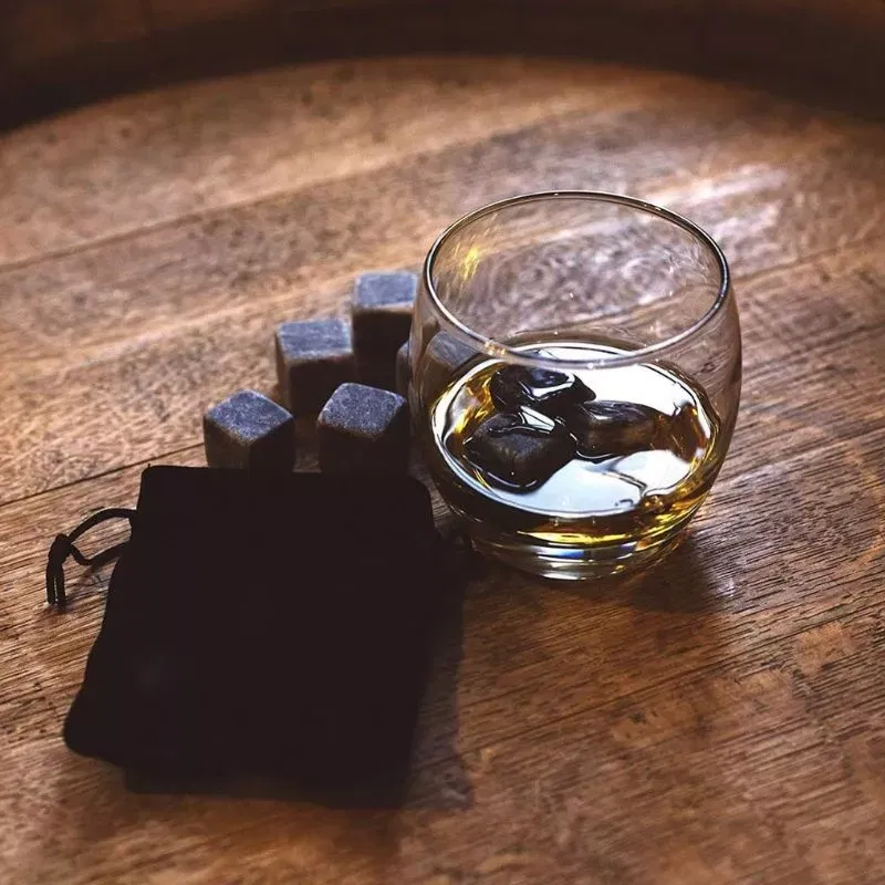 Cuburi granit pentru whiskey [1]