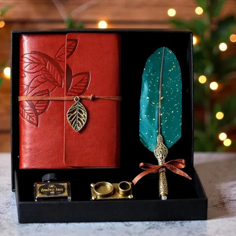 Cele mai noi - Set cadou Caligrafie Vintage cu Jurnal si Pana Verde