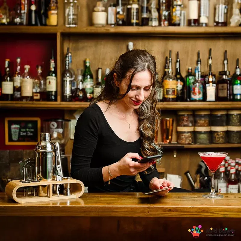 Set cadou Cocktail Shaker Mixology cu 11 accesorii 750ml Negru [4]