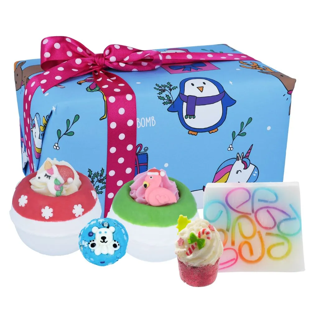 Cadouri pentru Iubita - Set cadou de Craciun cu bombe de baie si sapun Crazy Christmas, 5 pcs