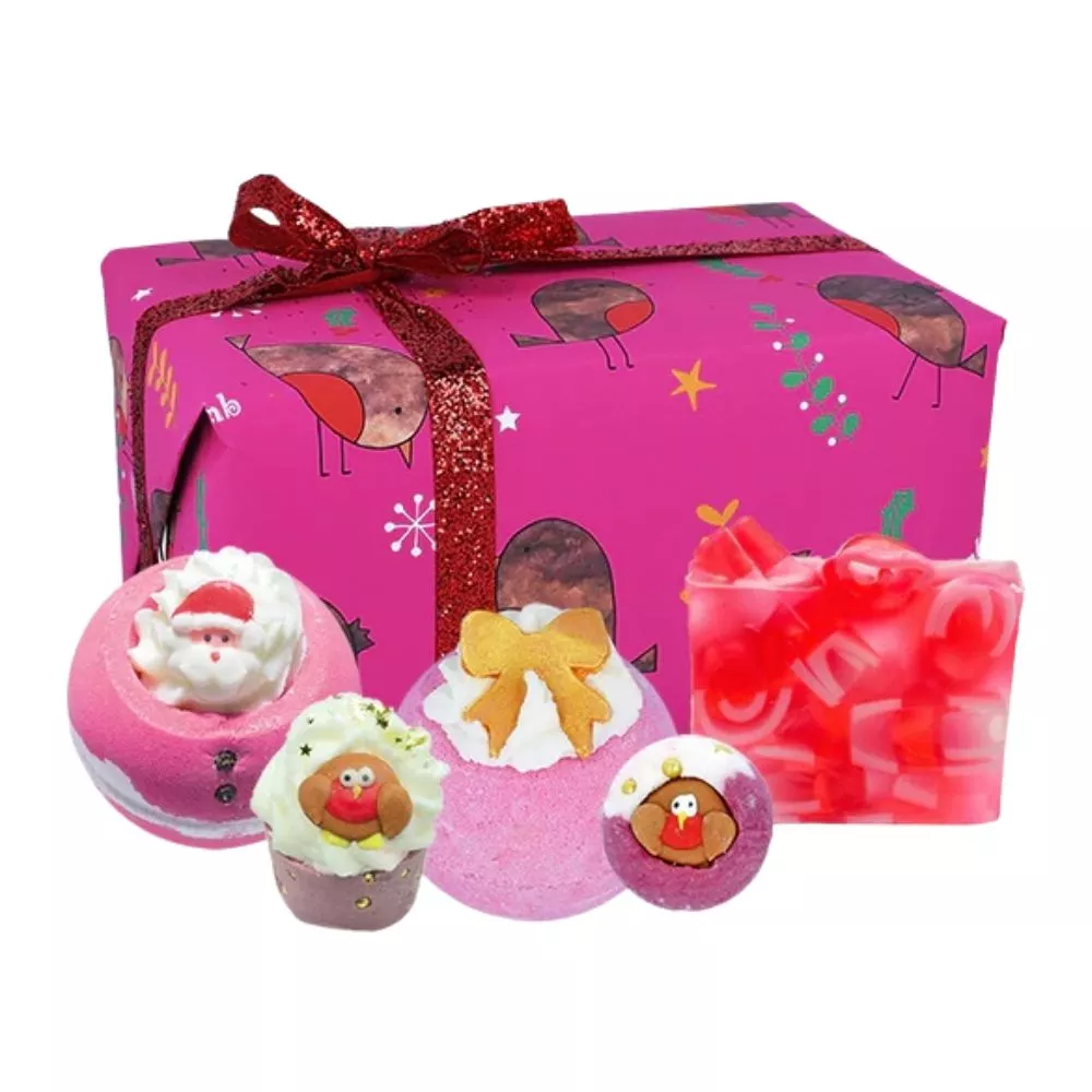 Cadouri pentru Iubita - Set cadou de Craciun cu bombe de baie si sapun, Robin the Red, 5 pcs