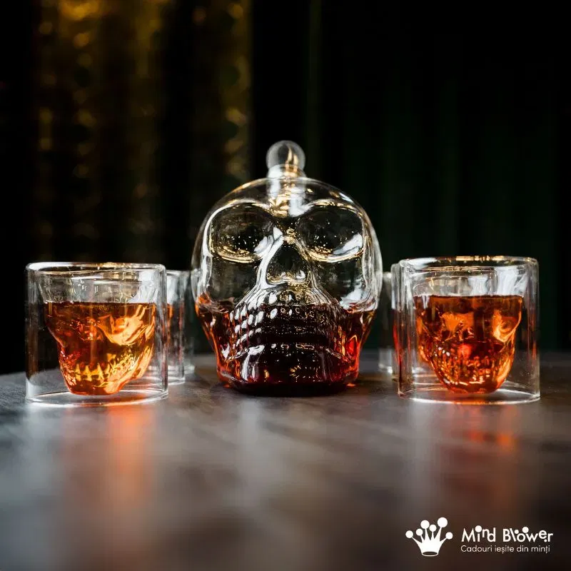 Set cadou Decantor sticla Craniu 1000ml cu 6 pahare cu Tava Free Spirits [9]