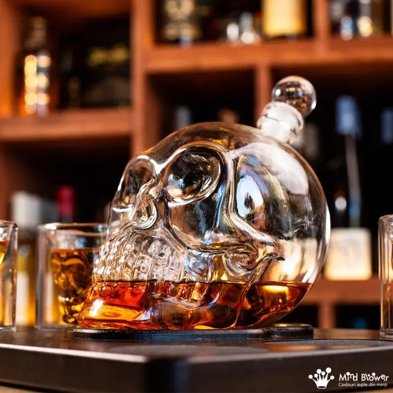 Set cadou Decantor sticla Craniu 1000ml cu 6 pahare cu Tava Free Spirits [8]