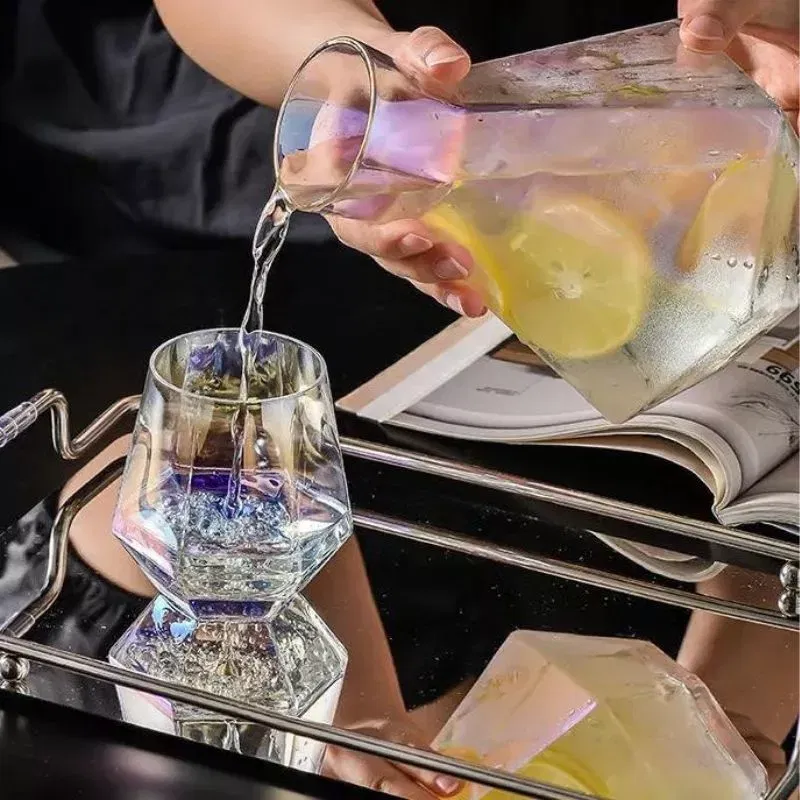 Set cadou Diamante decantor cu 4 pahare si bile de curatare [5]