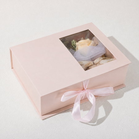 Set cadou femei cu flori din sapun si lumanare, Ivory Rose [3]