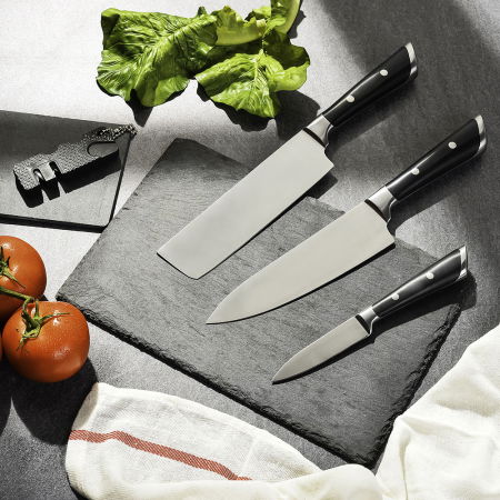 Cadouri pentru Sot - Set cutite cadou cu ascutitor cutite