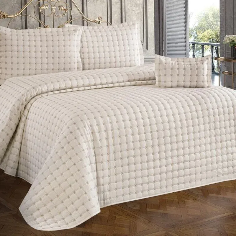 Set cuvertura matlasata din bumbac pentru pat dublu [0]