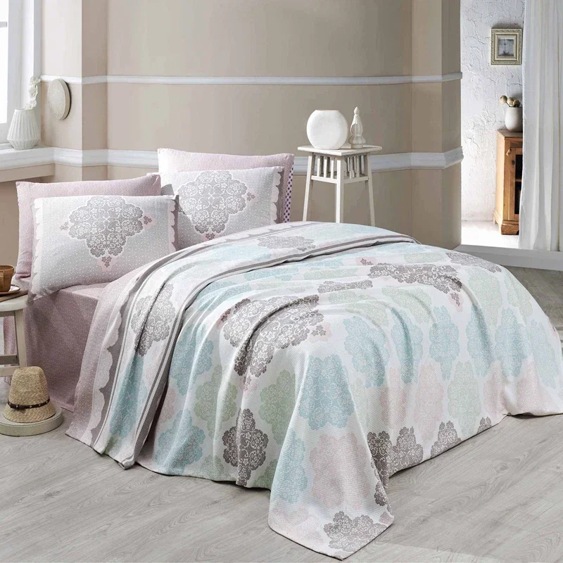Cele mai noi - Set cuvertura pat dublu, bumbac, stil rafinat, 200x230 cm, doua huse de perna