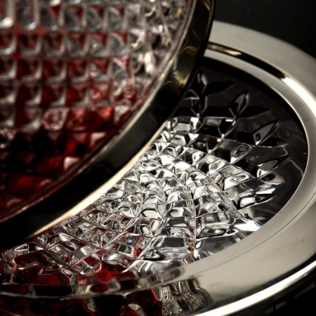 Set Decantor de bauturi Rotativ cu 2 pahare argintiu [9]