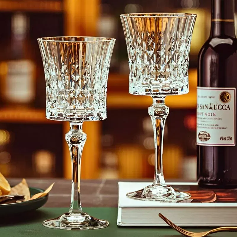 Set Decantor de bauturi Rotativ cu 2 pahare auriu [2]