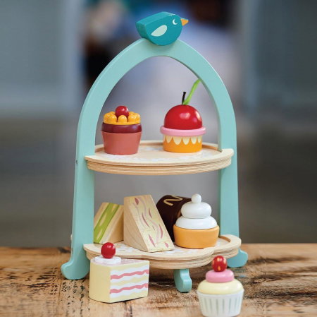 Cadouri Fete - Set jucarii din lemn Stand cu prajiturele, Mini Chef, 9 piese