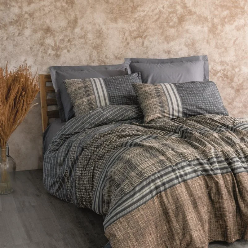 Set lenjerie bumbac ranforce 200x220 cm, model clasic [0]