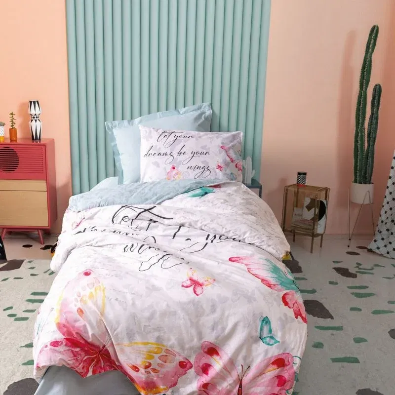 Set lenjerie pat din bumbac, design elegant cu fluturi [0]