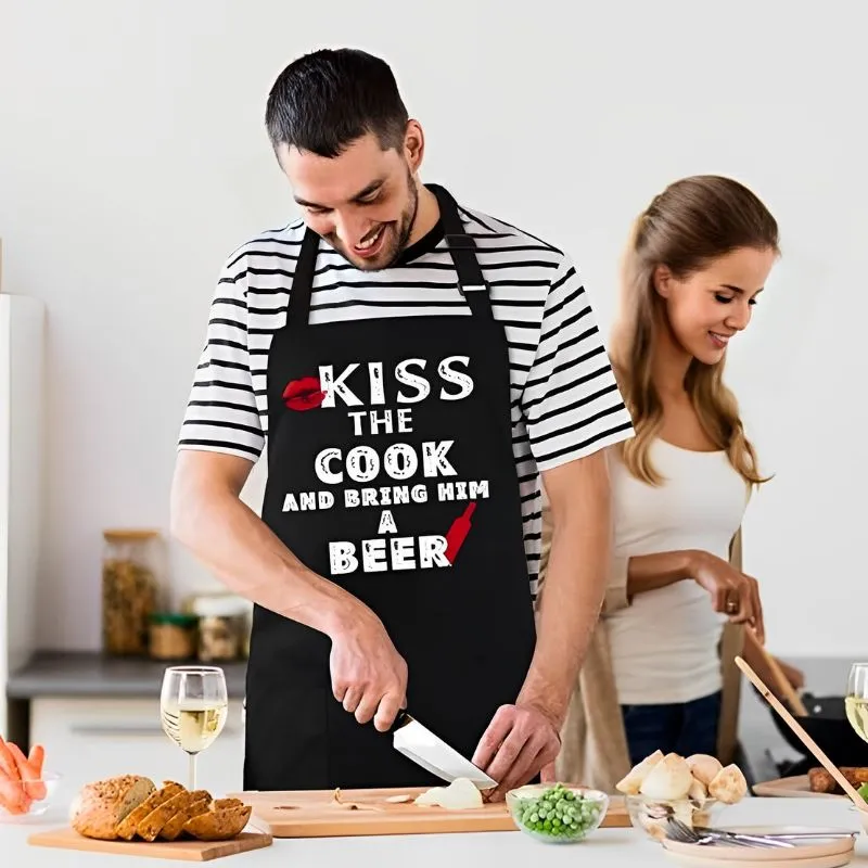 Cadouri pentru Iubit - Sort de bucatarie amuzant Kiss the Cook