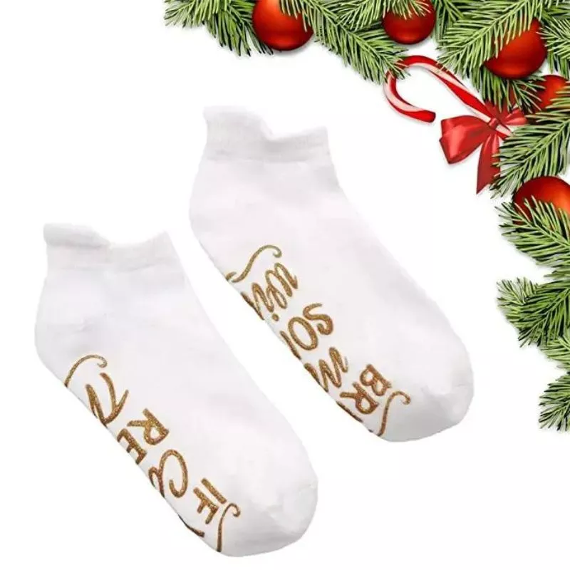 Sosete amuzante Bring Me Wine albe cu mesaj auriu [5]